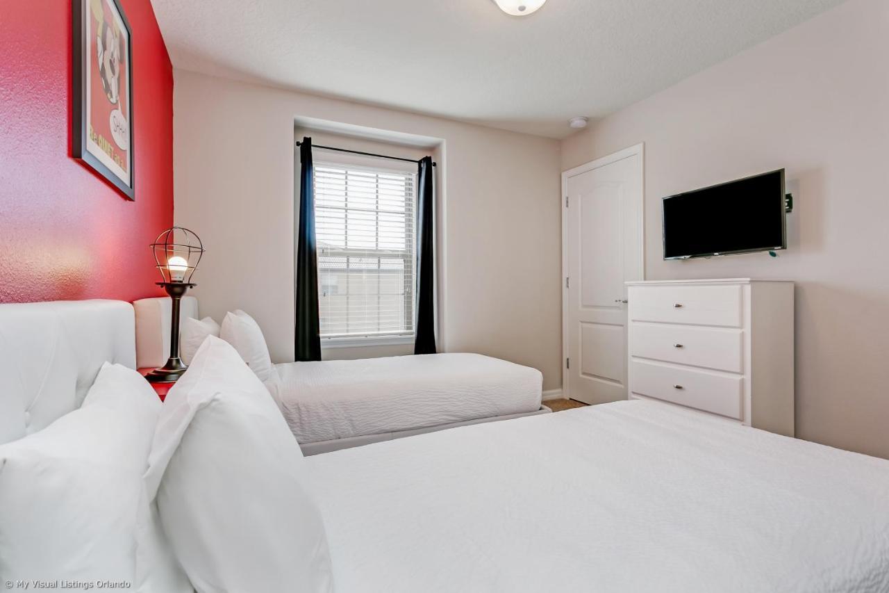 Beautiful Townhome Wprivate Pool 7 Mi To Disney Kissimmee Exteriör bild