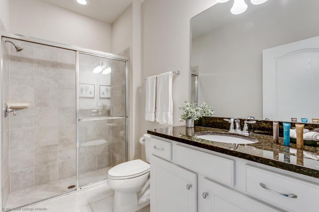 Beautiful Townhome Wprivate Pool 7 Mi To Disney Kissimmee Exteriör bild